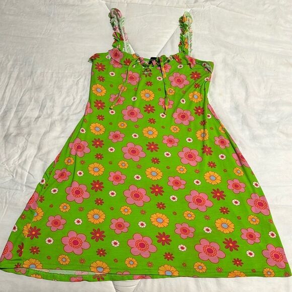 PrettyLittleThing Dresses & Skirts - NWOT PrettyLittleThing Lime Green & Pink Flowers Dress 12
